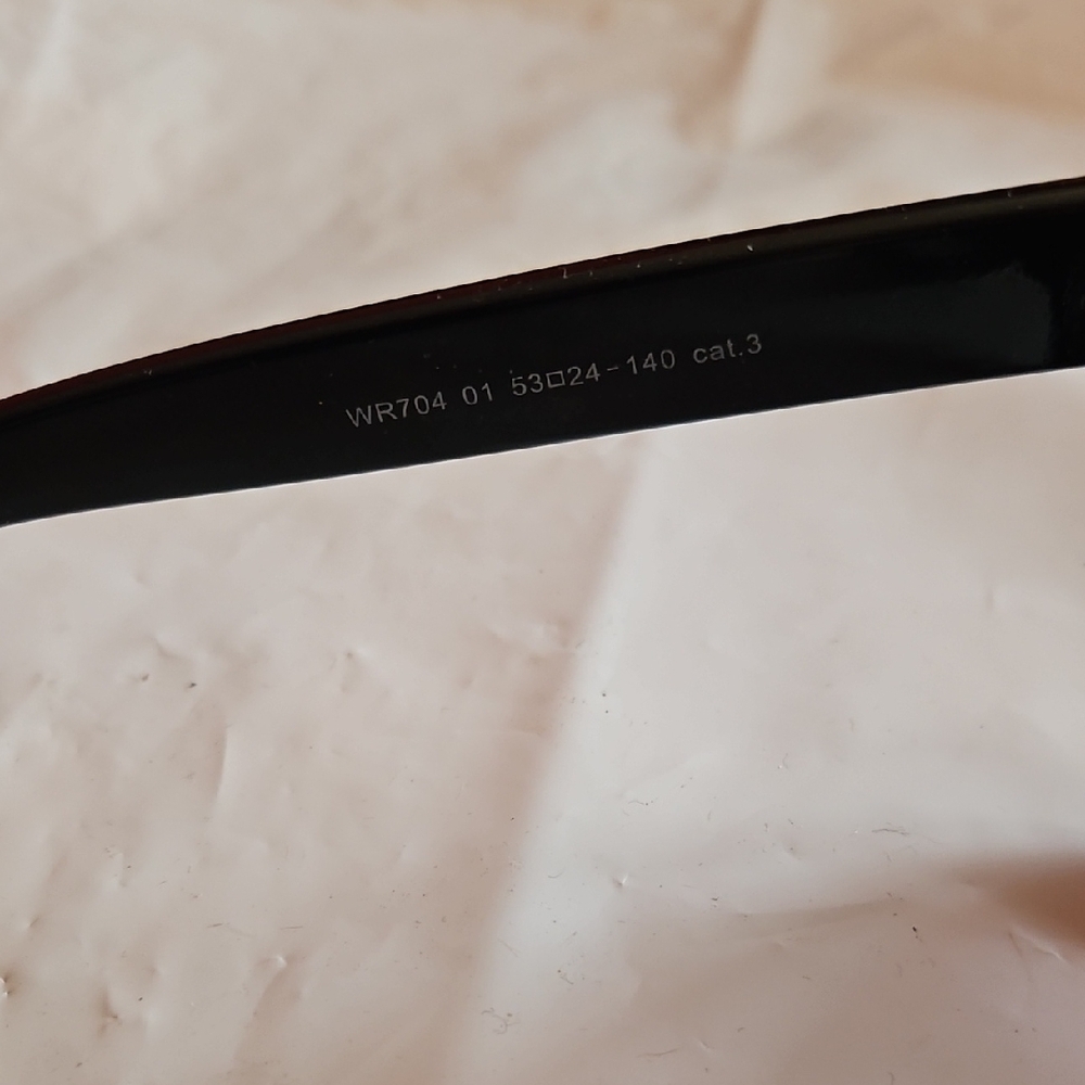 NWOT William Rast Sunglasses - Picture 6 of 7